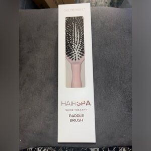 - 🆕 Gelmoment HairSpa Shine Therapy PADDLE Brush